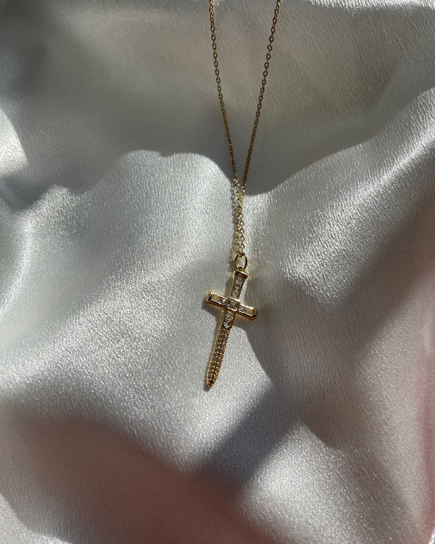 24K Golden Dagger